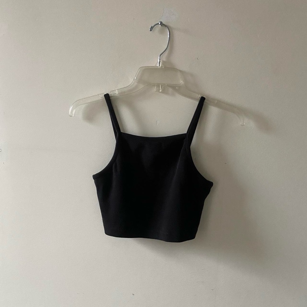 Black Cropped Ribbed Tank - Picture 4 of 5